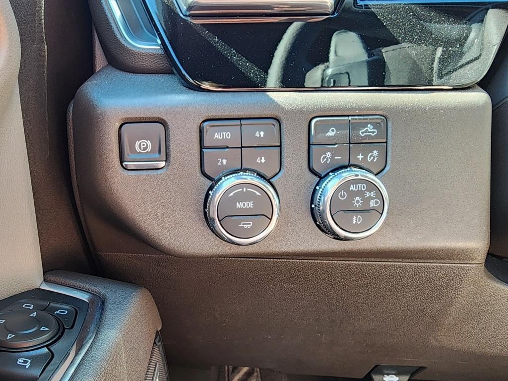 new 2025 GMC Sierra 1500 car, priced at $56,675
