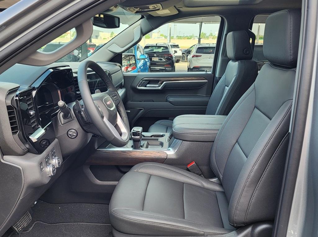 new 2025 GMC Sierra 1500 car, priced at $57,515