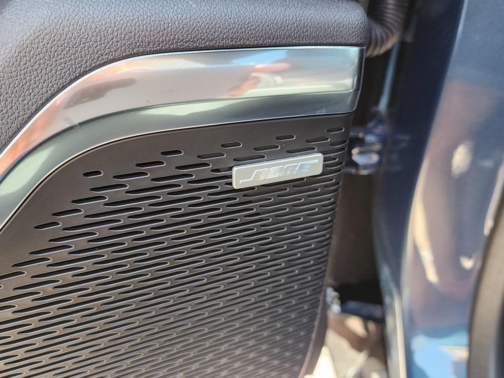 new 2025 GMC Acadia car, priced at $49,925
