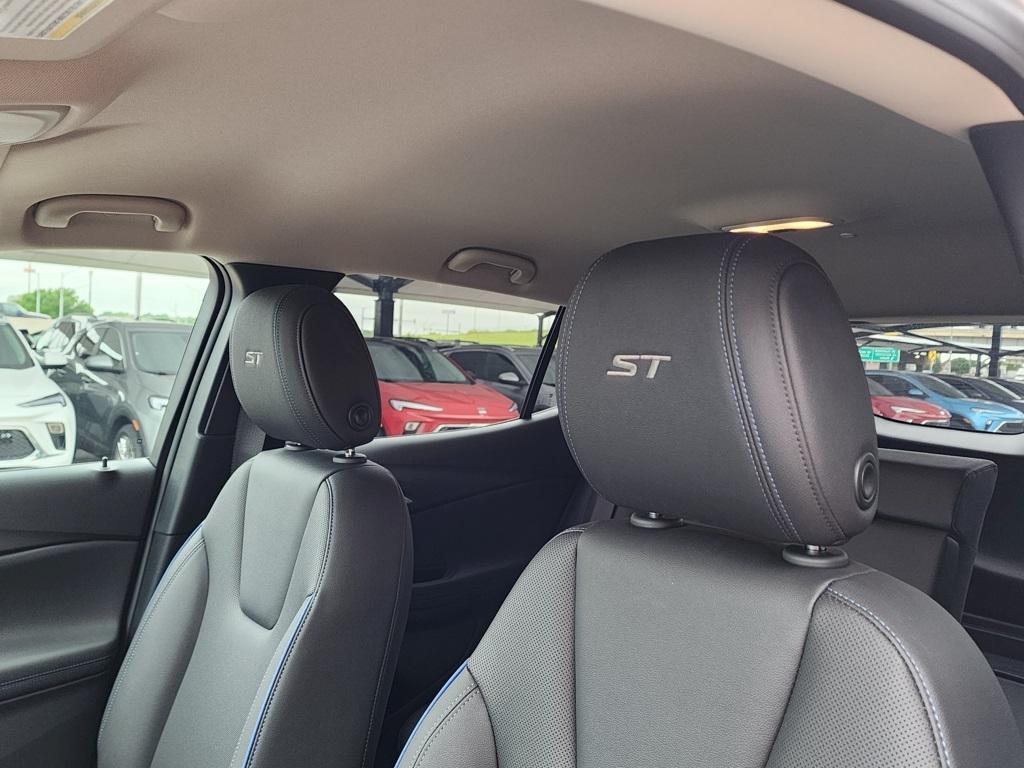new 2026 Buick Encore GX car, priced at $25,485