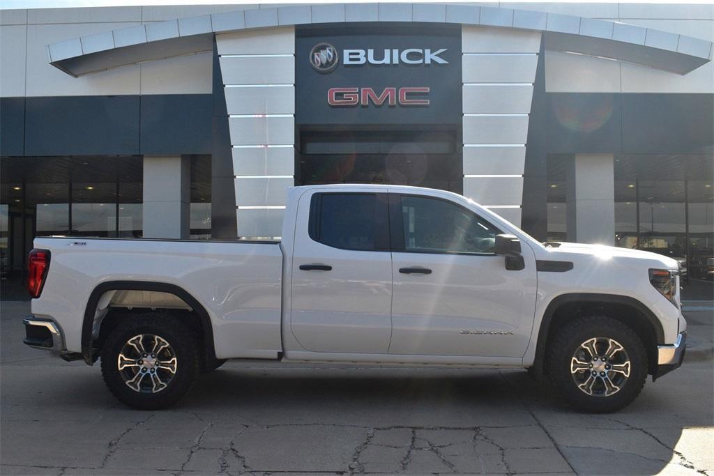 new 2024 GMC Sierra 1500 car, priced at $40,960