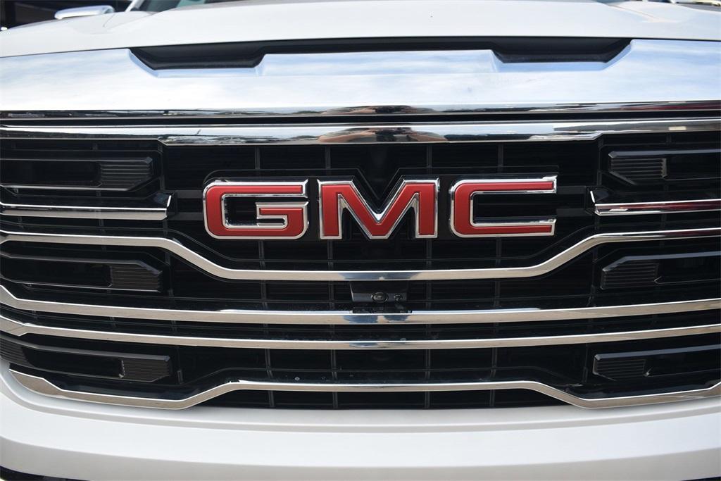 new 2025 GMC Sierra 1500 car, priced at $60,675