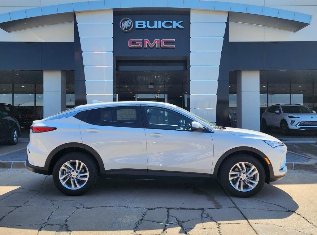new 2025 Buick Envista car, priced at $23,190