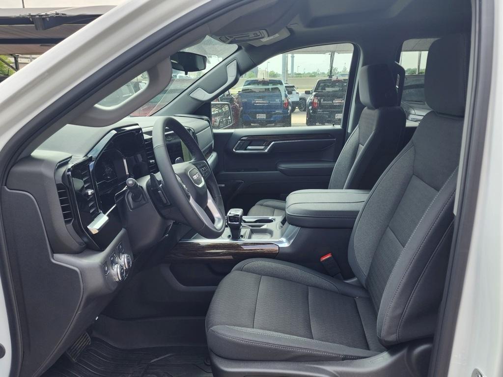 new 2025 GMC Sierra 1500 car, priced at $55,485