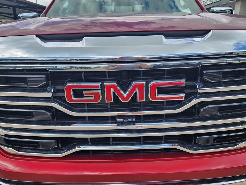 new 2025 GMC Sierra 1500 car, priced at $56,675