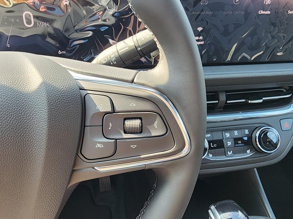 new 2025 Buick Envista car, priced at $23,185