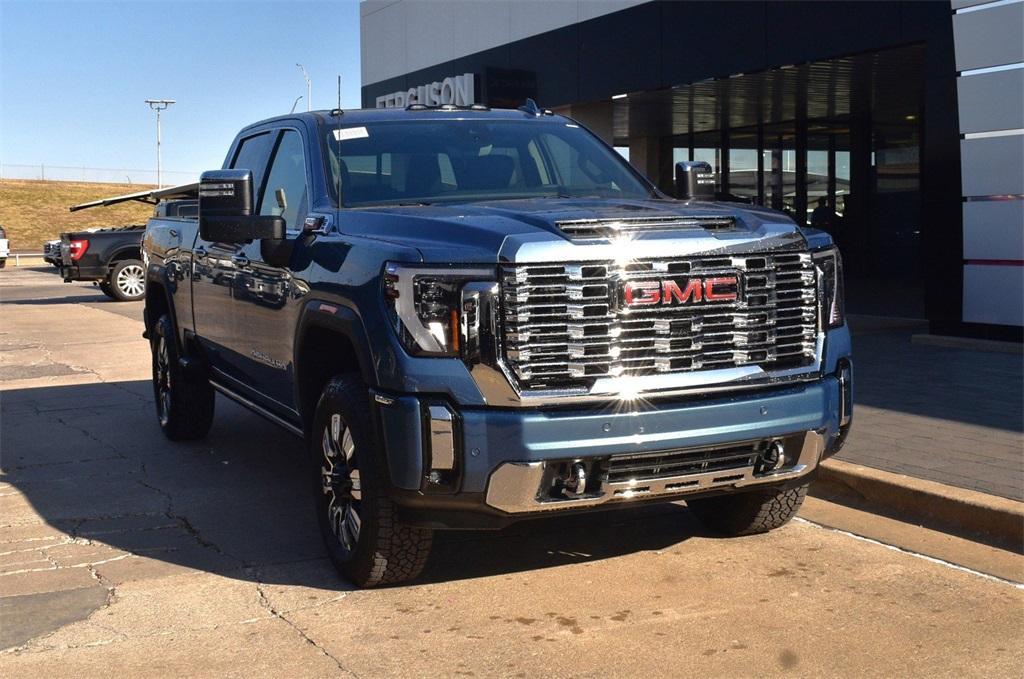 new 2025 GMC Sierra 2500 car, priced at $85,760