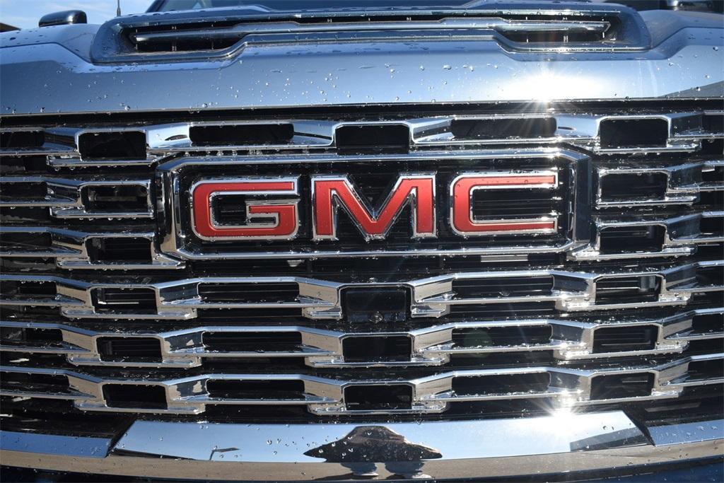 new 2025 GMC Sierra 2500 car, priced at $85,760