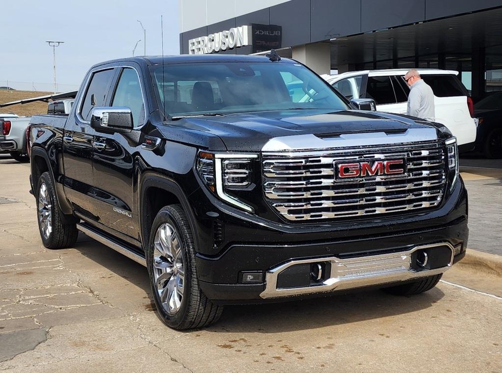 new 2025 GMC Sierra 1500 car, priced at $73,050