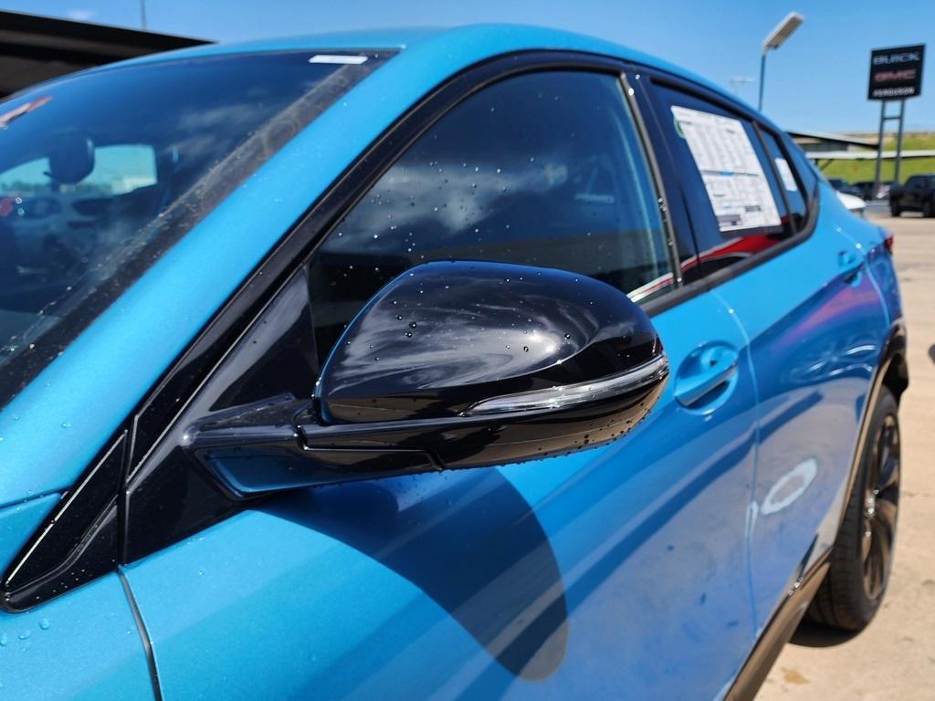new 2025 Buick Envista car, priced at $28,265