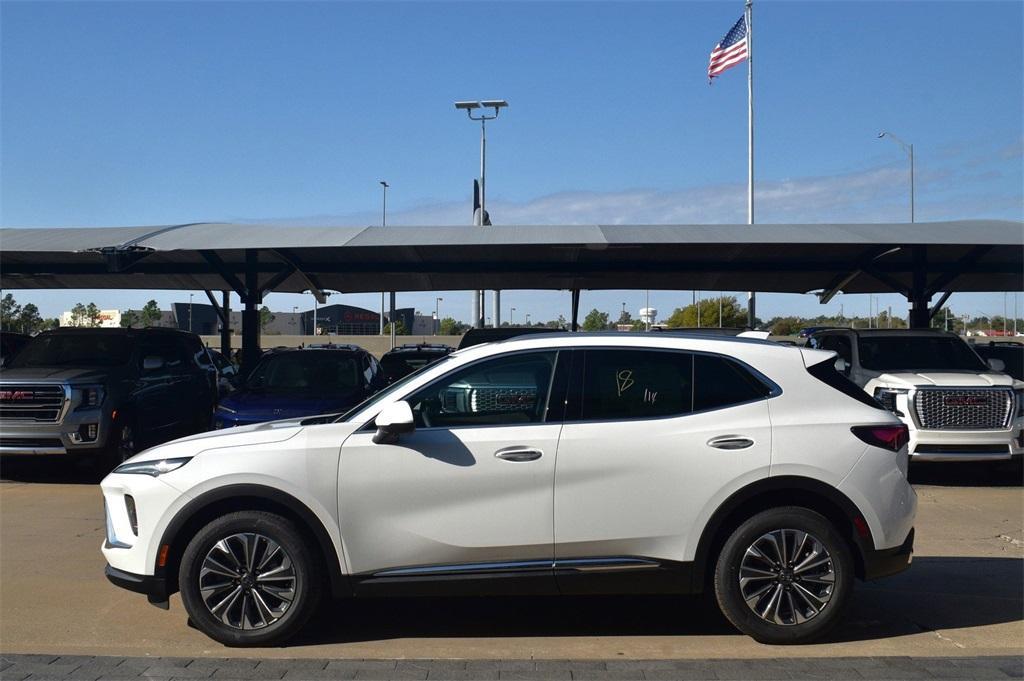 new 2025 Buick Envision car, priced at $39,040