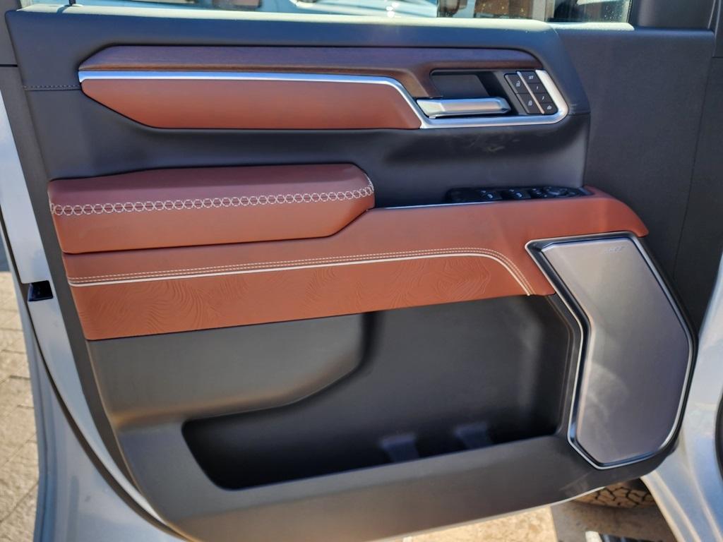 new 2026 GMC Sierra 2500 car, priced at $93,535