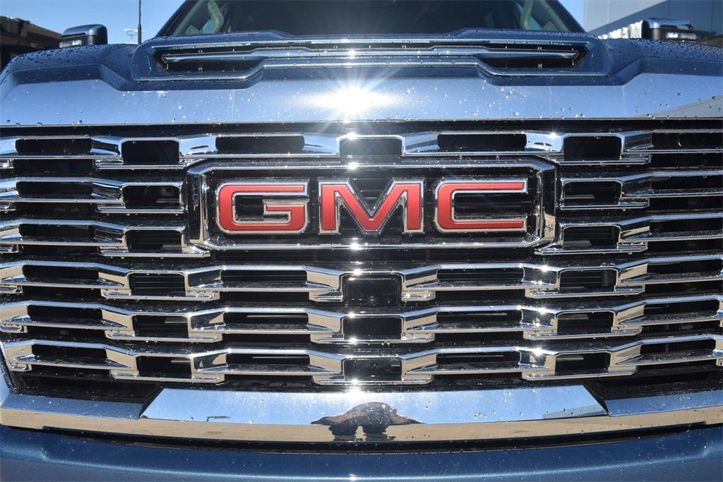 new 2025 GMC Sierra 2500 car, priced at $85,860