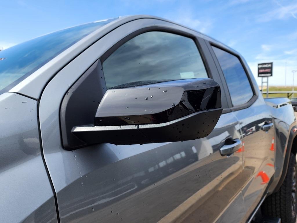 new 2025 GMC Canyon car, priced at $41,370