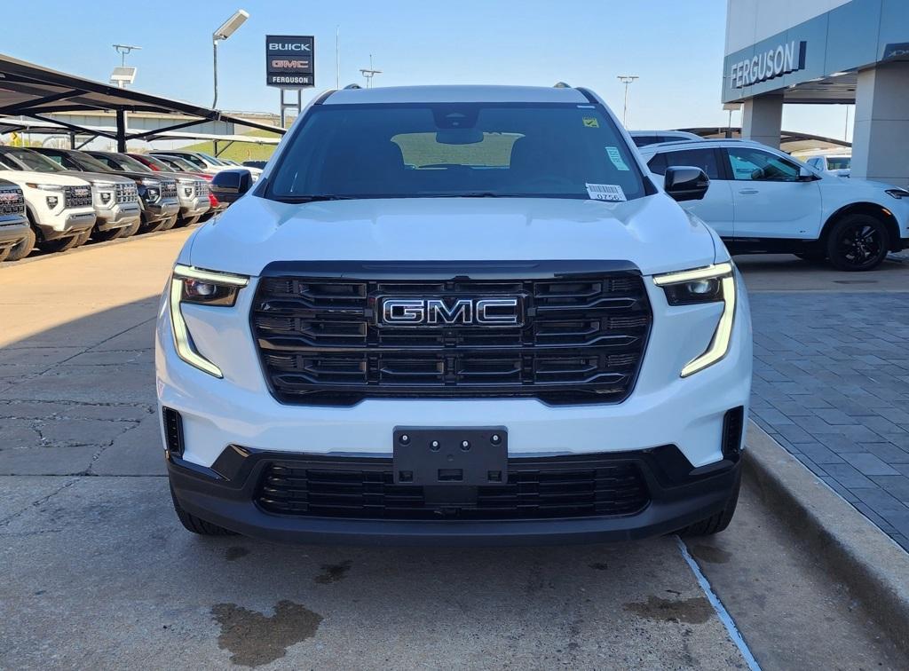 new 2025 GMC Acadia car, priced at $45,395