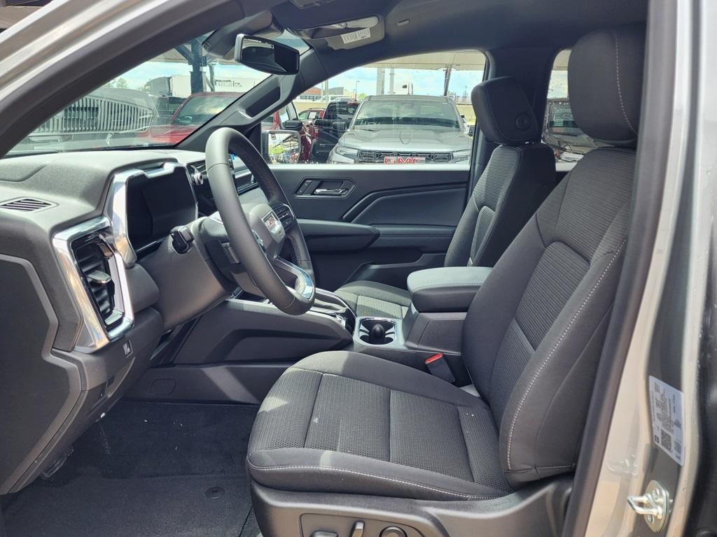 new 2025 GMC Canyon car, priced at $44,275