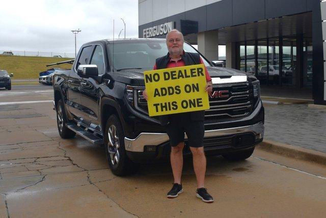 new 2025 GMC Sierra 1500 car, priced at $58,295