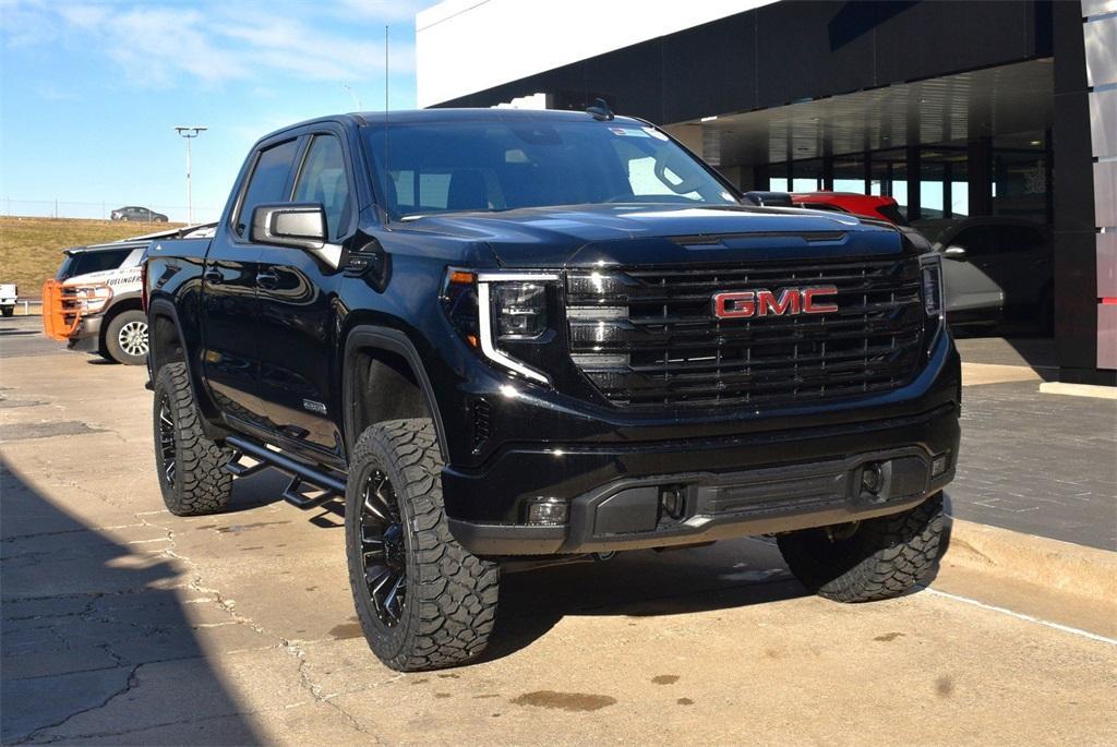 new 2025 GMC Sierra 1500 car, priced at $65,735