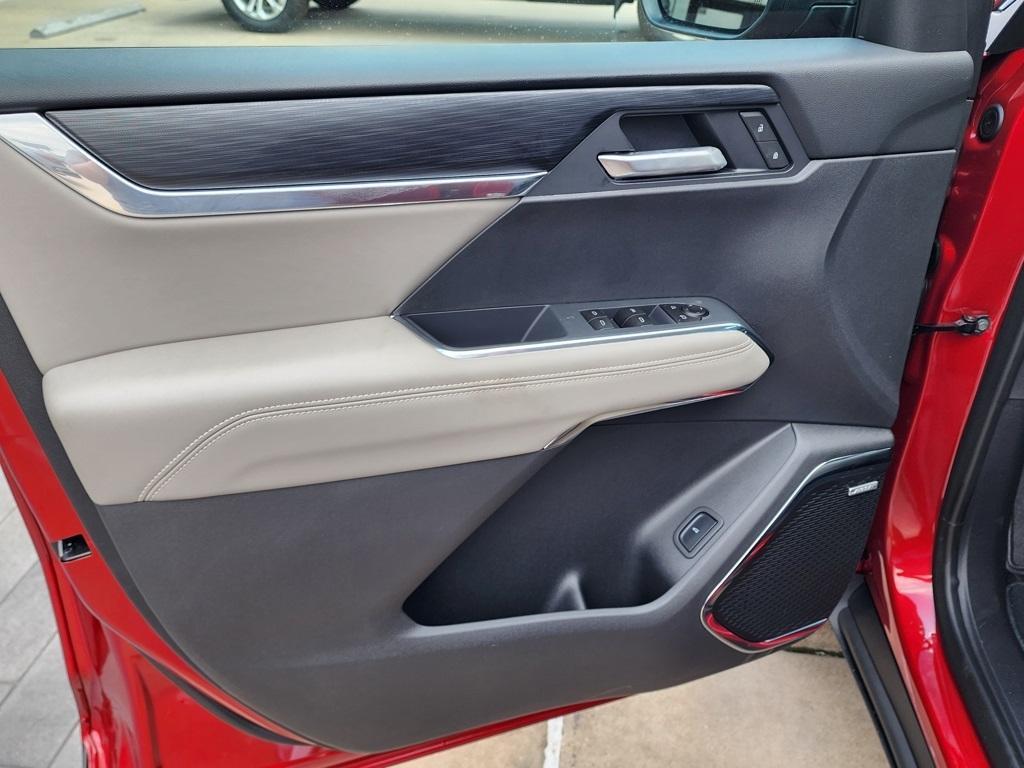 new 2025 GMC Acadia car, priced at $48,975
