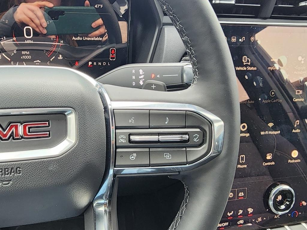 new 2025 GMC Terrain car, priced at $32,600