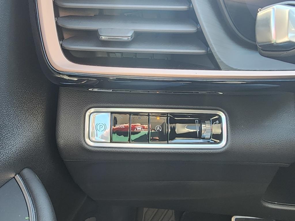 new 2025 Buick Envision car, priced at $42,335
