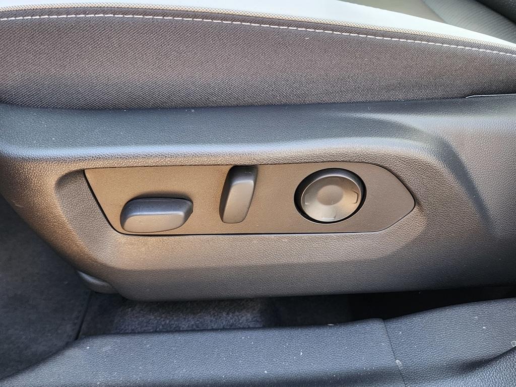 new 2025 Buick Envision car, priced at $42,335