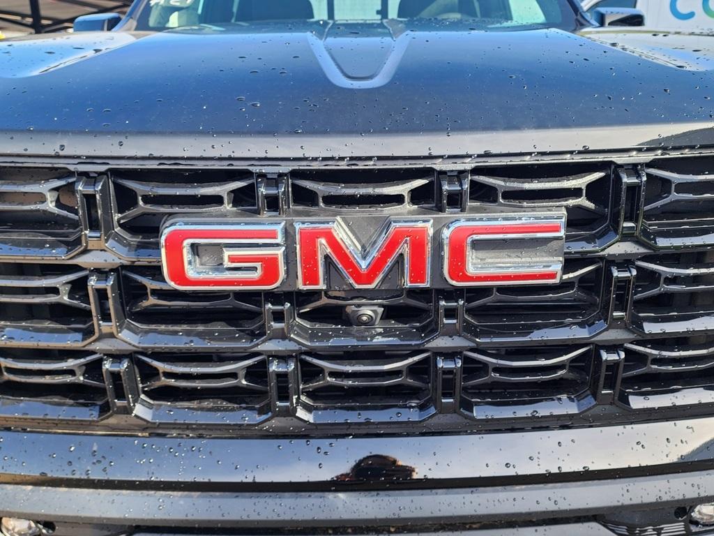 new 2025 GMC Canyon car, priced at $46,890