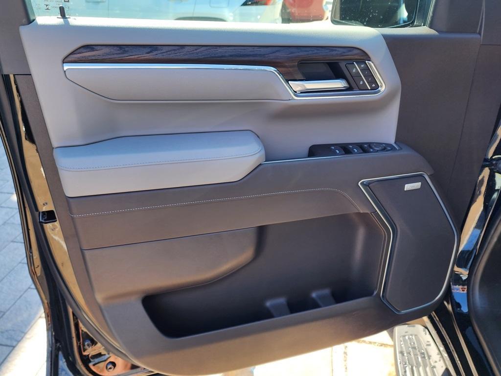 new 2026 GMC Sierra 1500 car, priced at $58,175