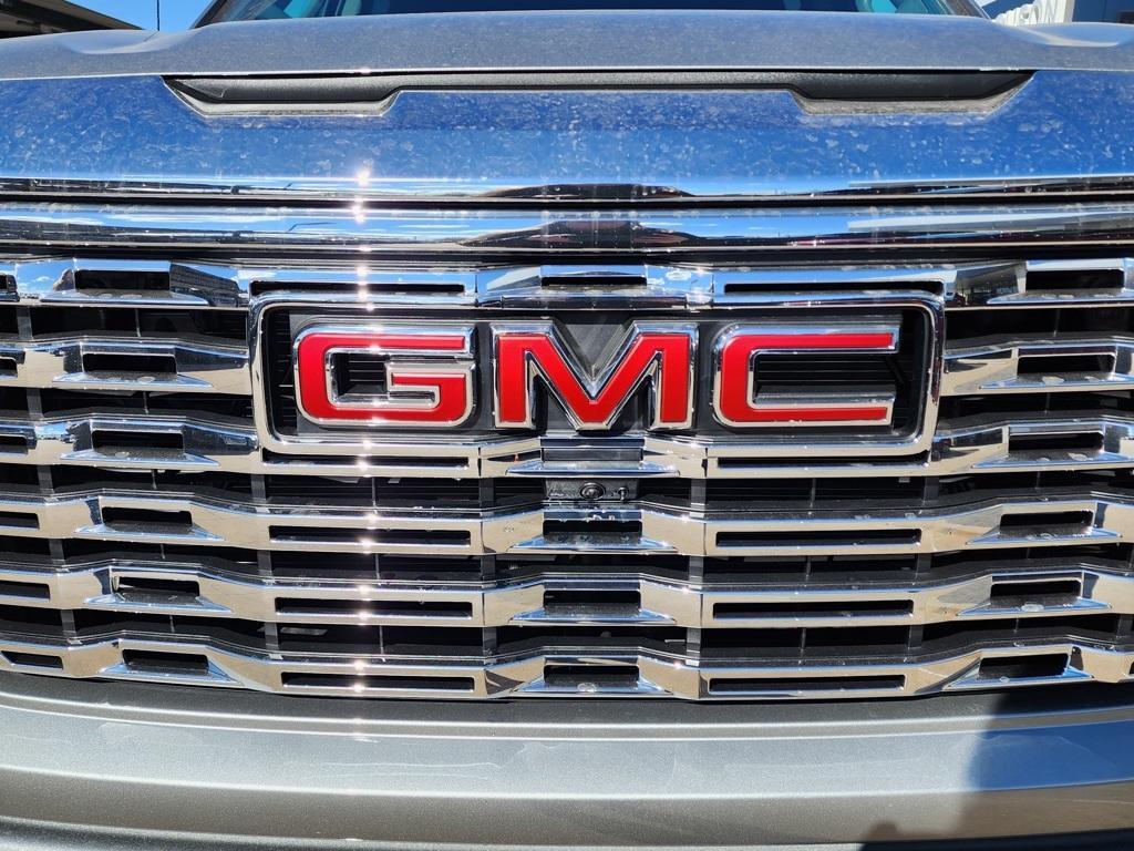 new 2025 GMC Sierra 1500 car, priced at $73,050