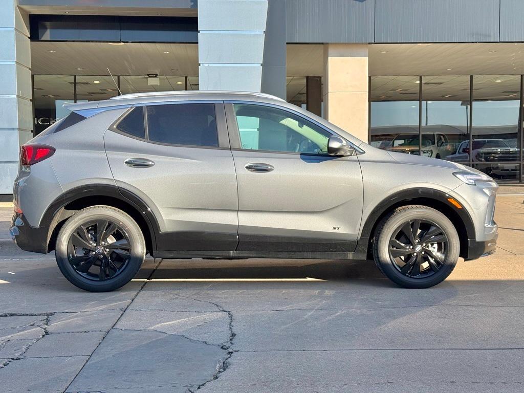 new 2025 Buick Encore GX car, priced at $25,420