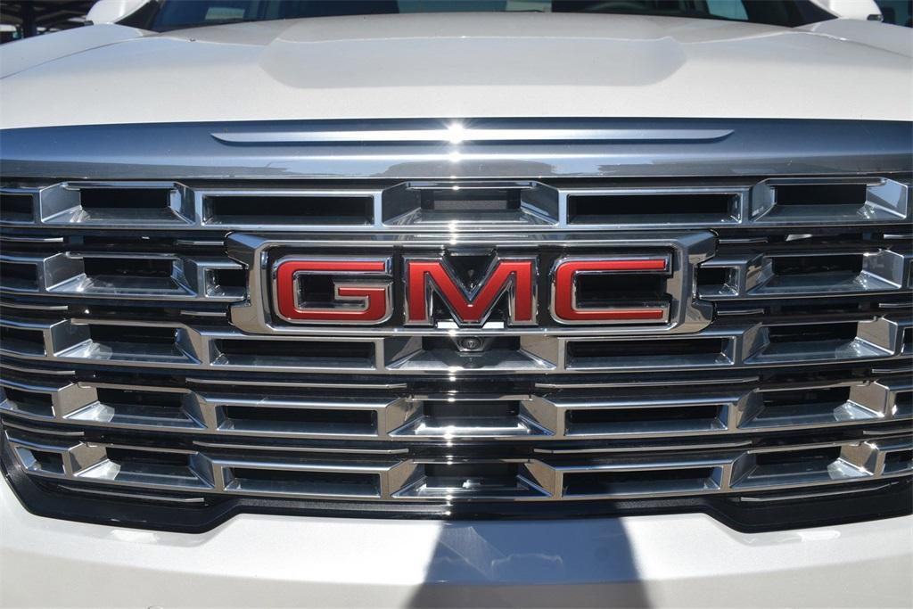 new 2025 GMC Acadia car, priced at $57,780