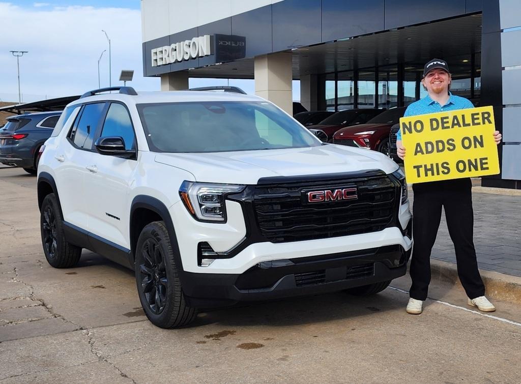 new 2025 GMC Terrain car, priced at $32,590