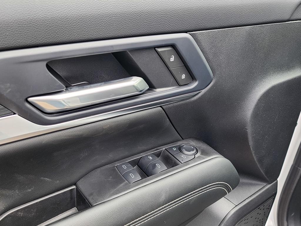 new 2025 GMC Terrain car, priced at $32,590