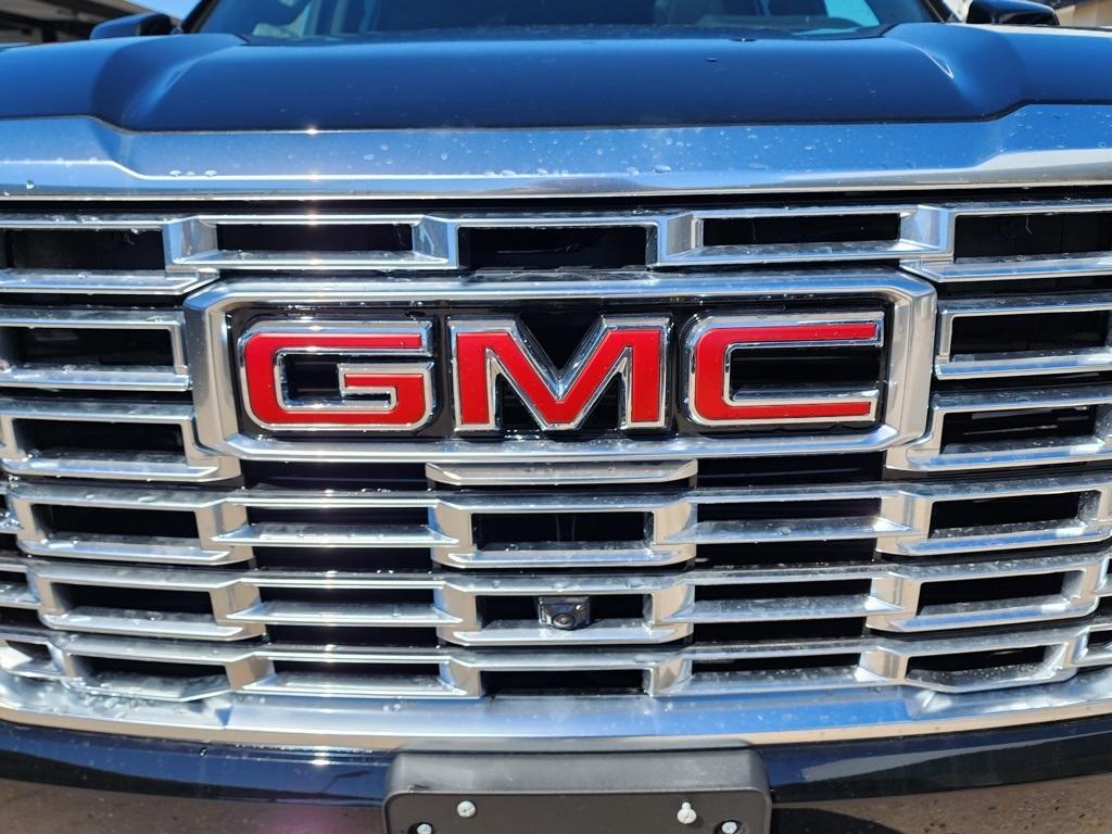 new 2025 GMC Yukon car, priced at $91,850