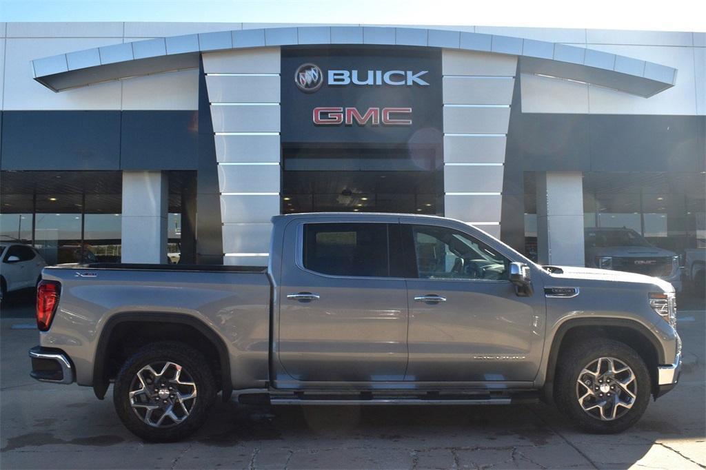 new 2025 GMC Sierra 1500 car, priced at $62,070