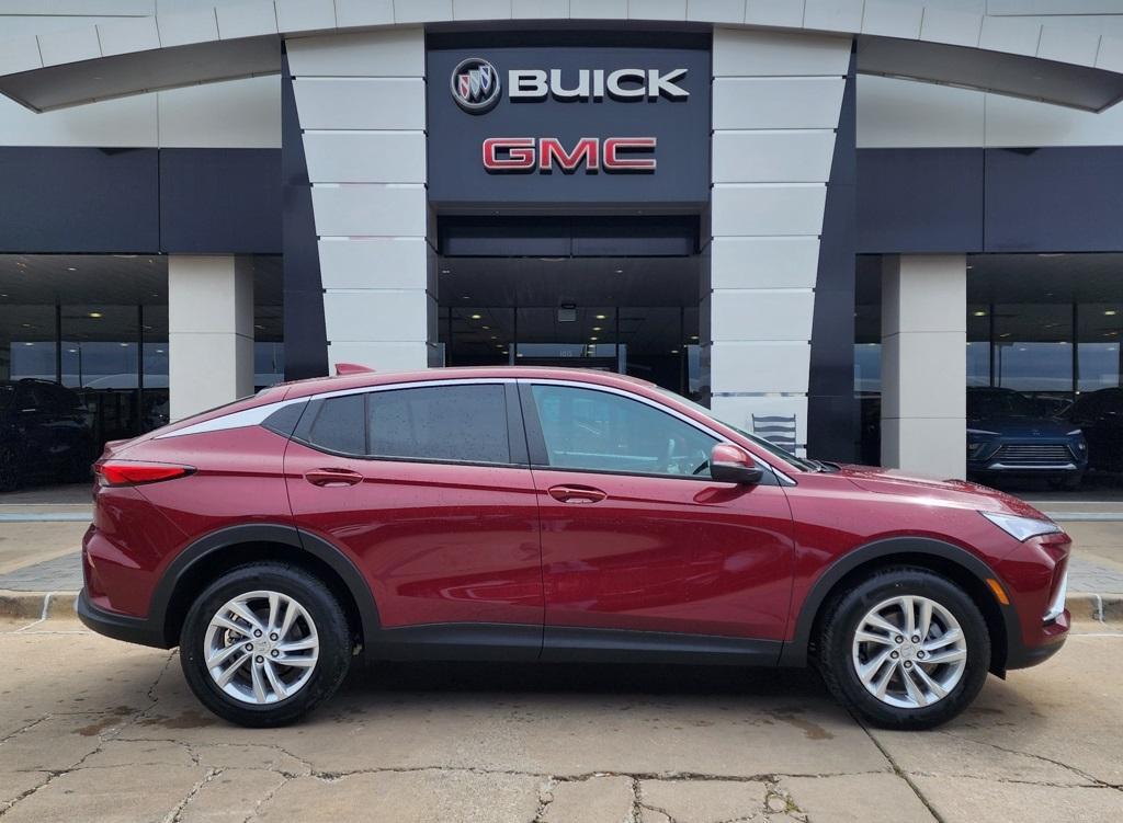 new 2025 Buick Envista car, priced at $25,785