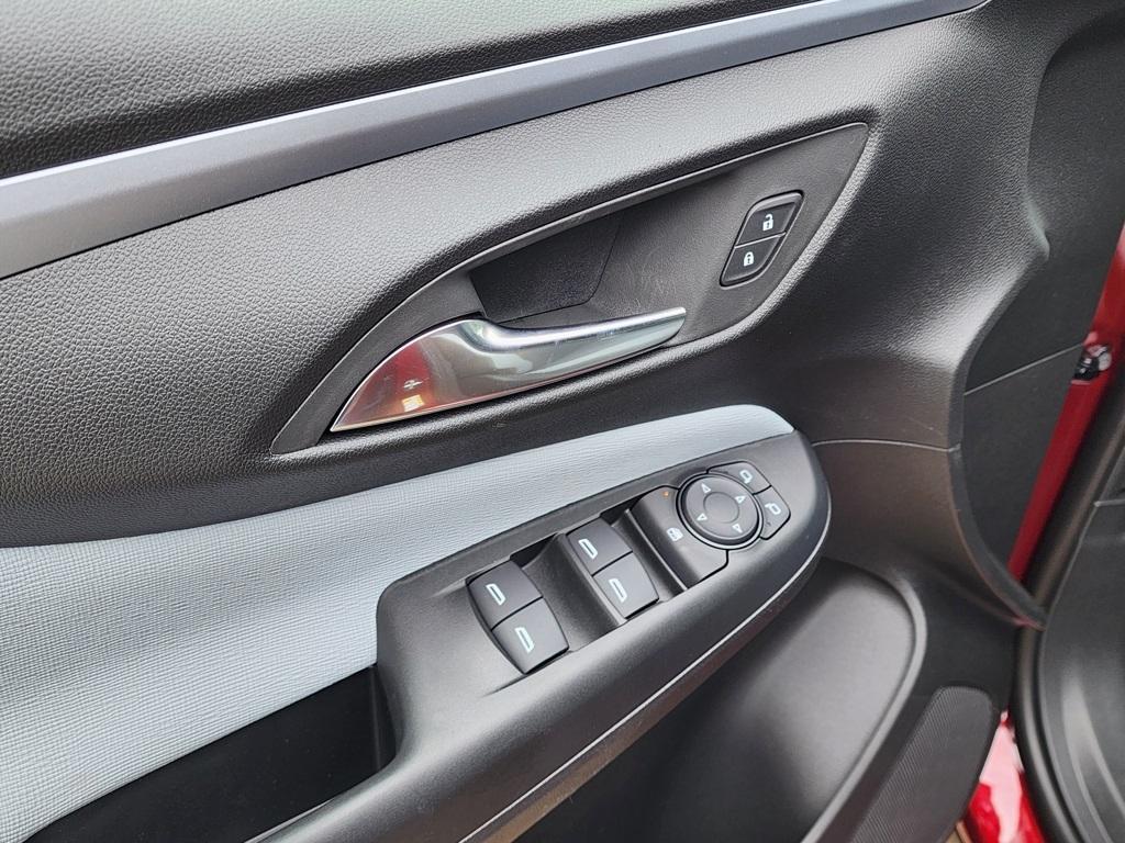 new 2025 Buick Envista car, priced at $25,785