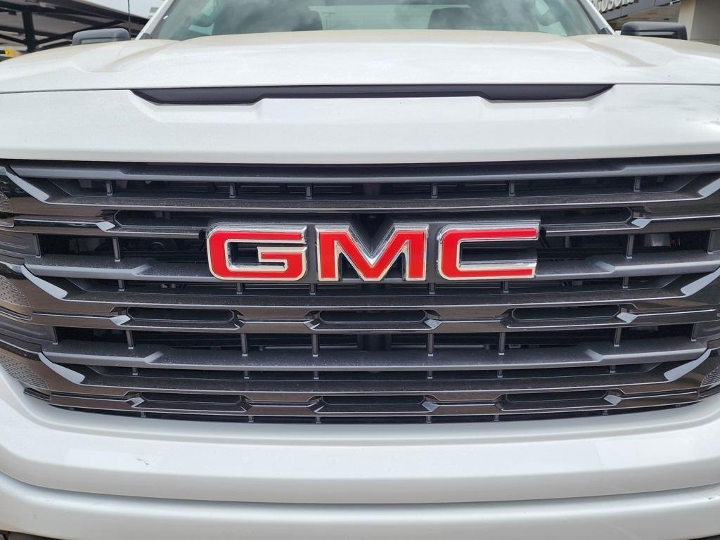 new 2025 GMC Sierra 1500 car, priced at $45,245