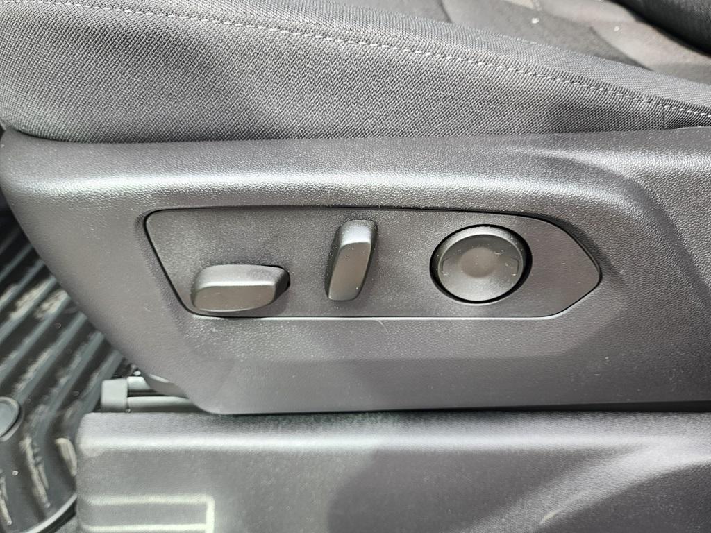 new 2025 GMC Sierra 1500 car, priced at $45,245