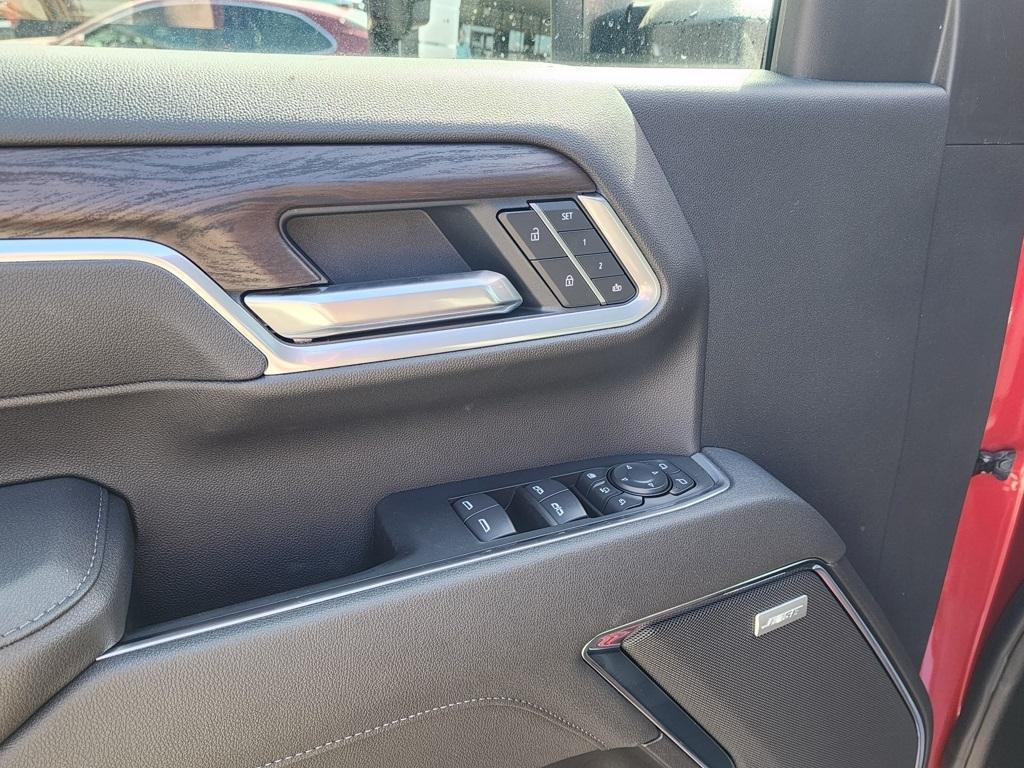 new 2026 GMC Sierra 2500 car, priced at $80,845