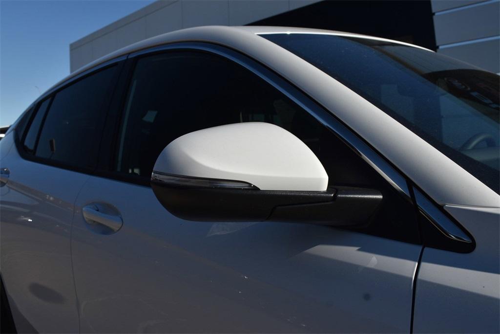 new 2025 Buick Envista car, priced at $24,590