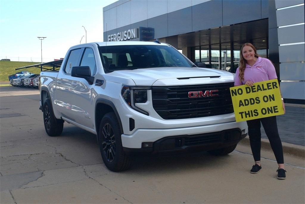 new 2024 GMC Sierra 1500 car, priced at $44,695