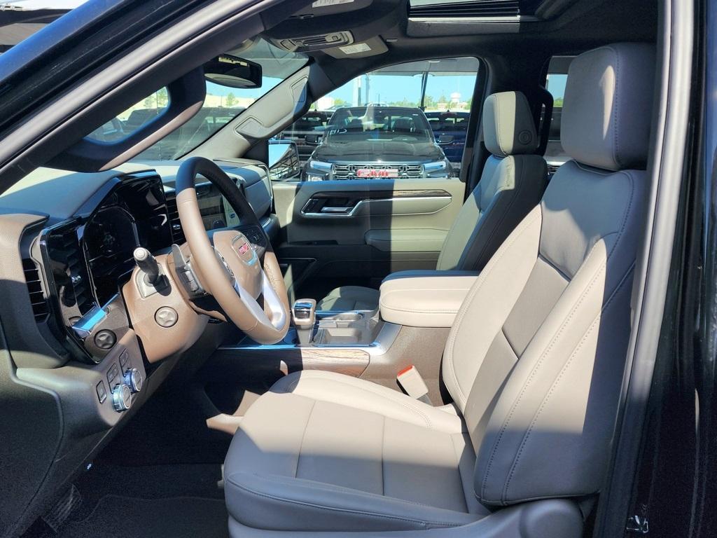 new 2025 GMC Sierra 1500 car, priced at $57,720