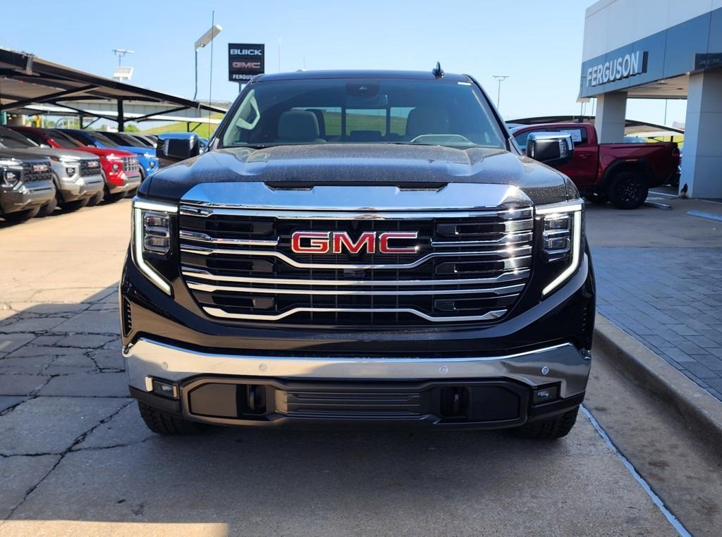 new 2025 GMC Sierra 1500 car, priced at $57,720
