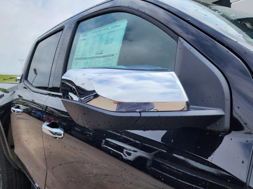 new 2025 GMC Canyon car, priced at $53,490