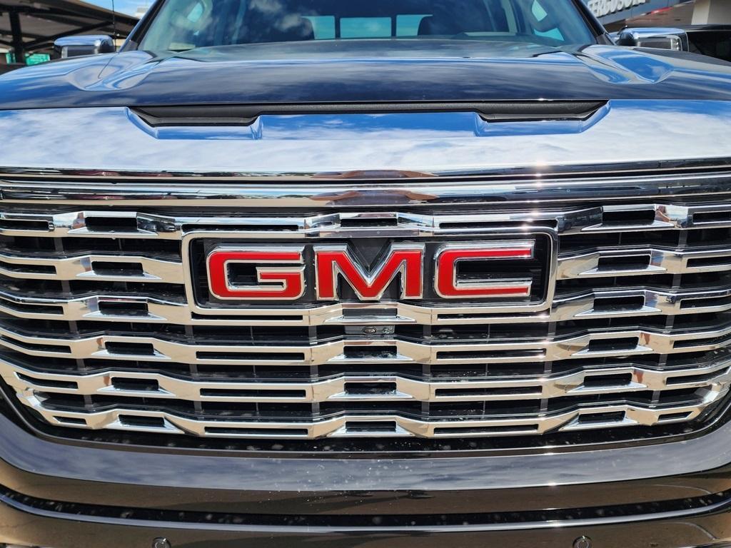 new 2026 GMC Sierra 1500 car, priced at $74,340
