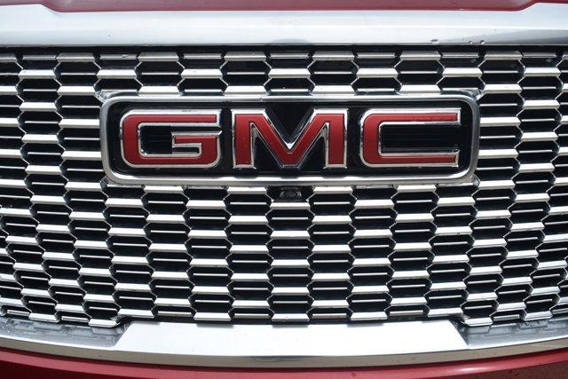 new 2024 GMC Yukon XL car, priced at $87,555