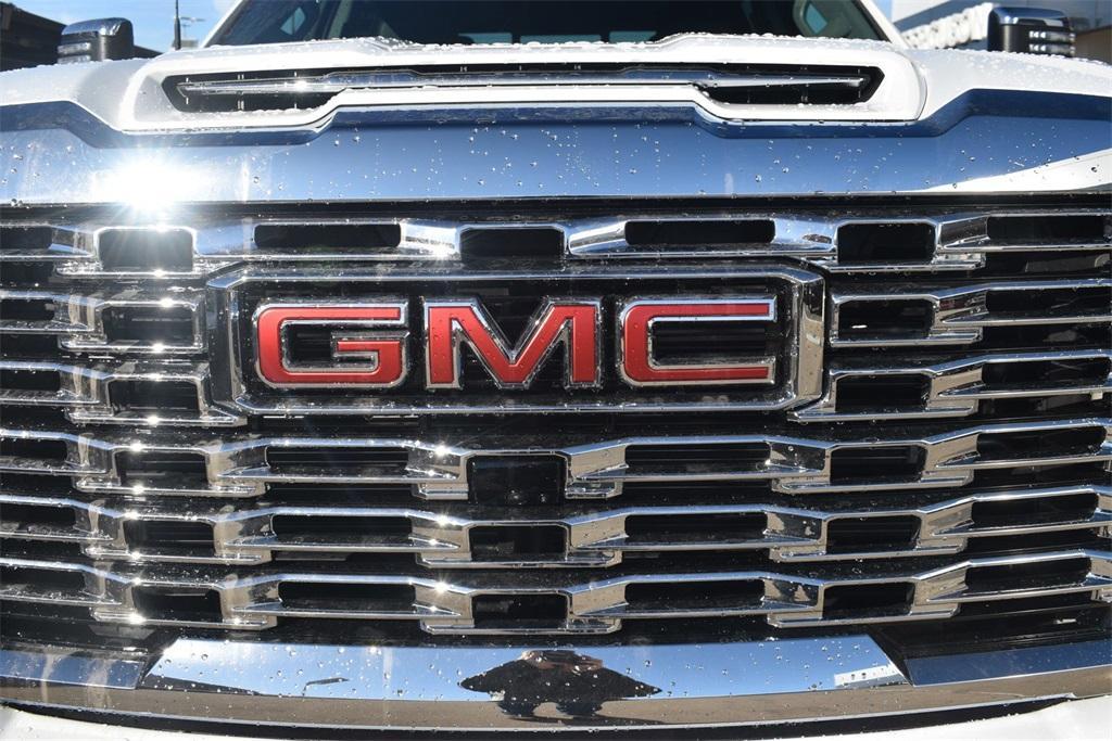 new 2025 GMC Sierra 2500 car, priced at $85,265