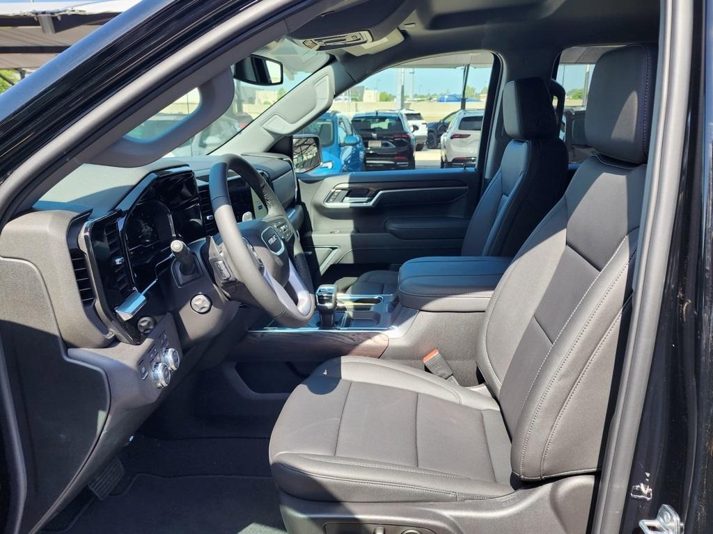 new 2025 GMC Sierra 1500 car, priced at $56,725