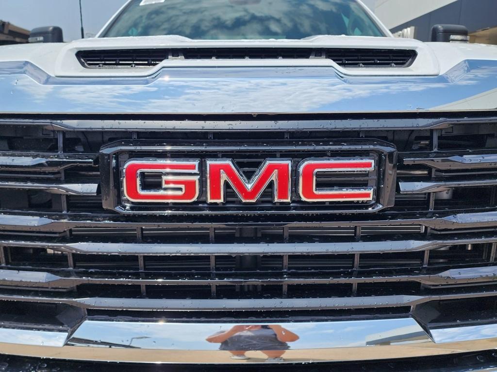 new 2025 GMC Sierra 2500 car, priced at $64,495